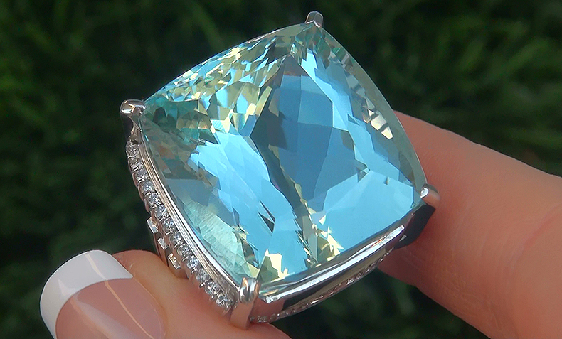 GIA 60.46 ct FLAWLESS Natural Aquamarine Diamond PLATINUM Estate Cocktail Ring