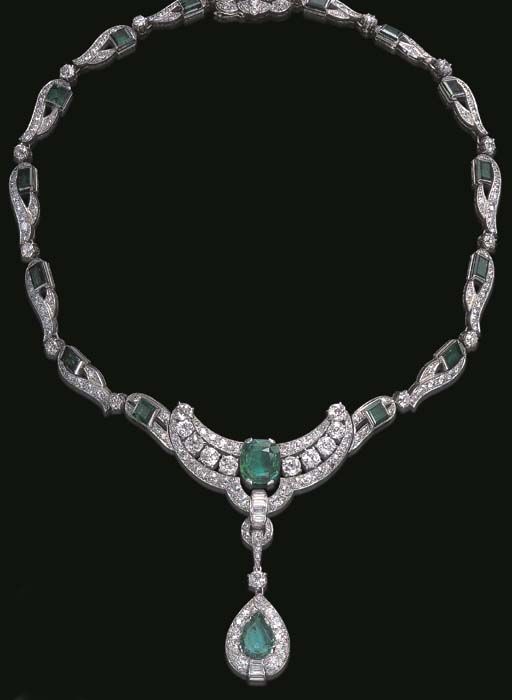 AN ART DECO EMERALD AND DIAMOND NECKLACE
