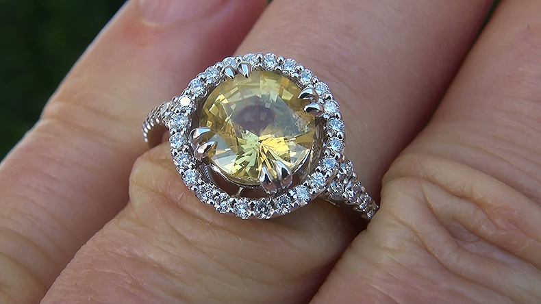 2.93 ct VS Natural UNHEATED Yellow Sapphire Diamond 14k Gold Engagement Ring