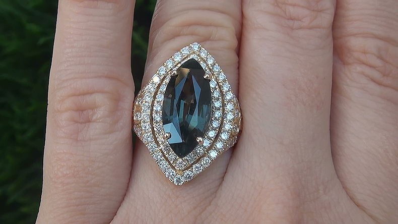GIA 8.57 ct UNHEATED Natural VVS Bluish Green Sapphire Diamond 14k Gold Ring