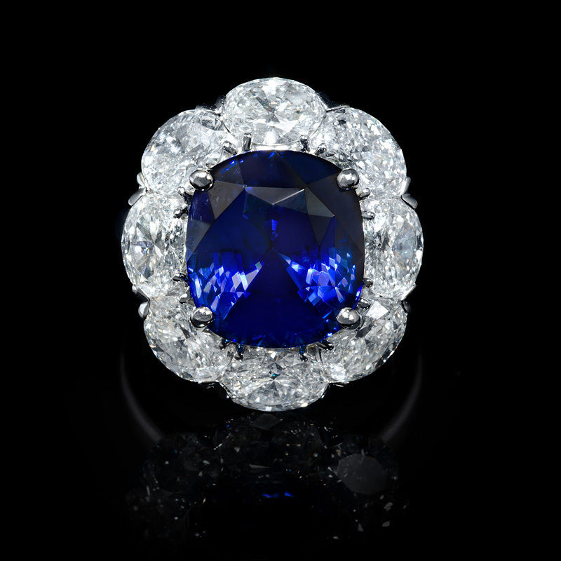 18k White Gold Diamond & Blue Sapphire Ring