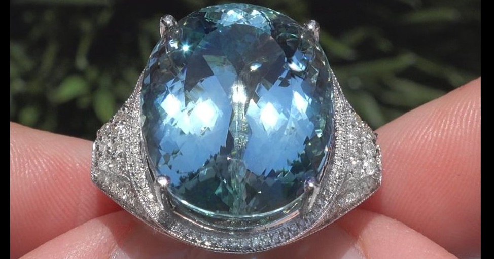 GIA 32.40 ct FLAWLESS Natural Aquamarine Diamond 14k White Gold Cocktail Ring