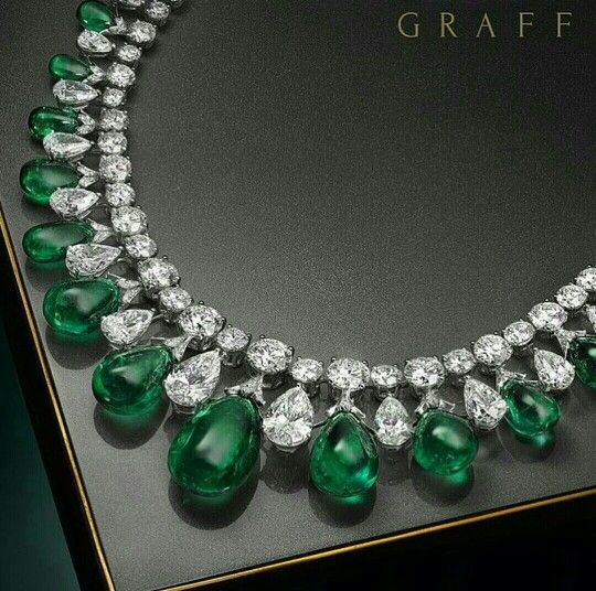 Drop Emerald and Diamond Necklace by Graff Diamonds