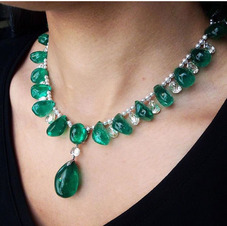 Gorgeous Emerald Necklace