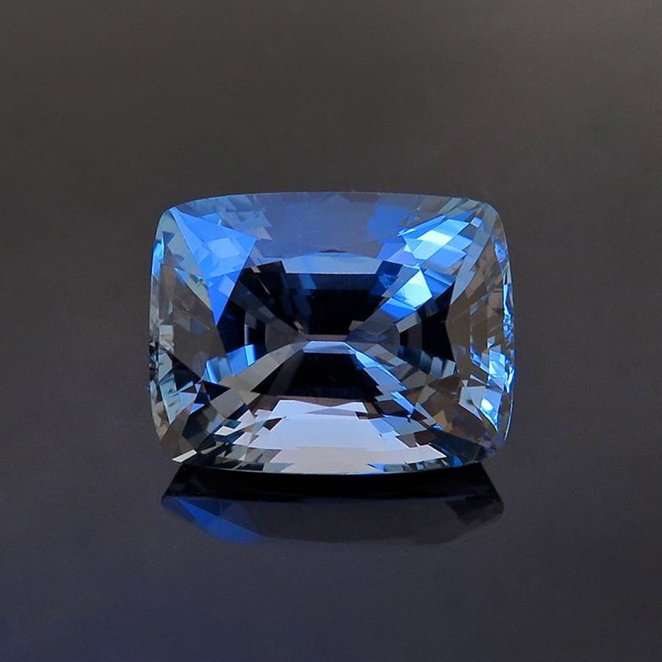 Leibish & Co 31.40 Carat Loose Gemstone Cushion Cut Blue Diamond