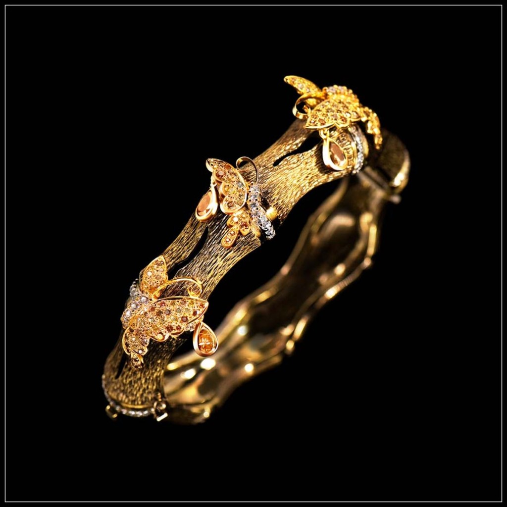 Bao Bao Wan's L'Amour Paradoxal butterfly bracelet in yellow gold with diamonds