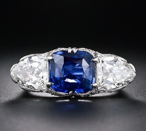 Magnificent 4.10 Carat Sapphire and Diamond Early-Art Deco Ring
