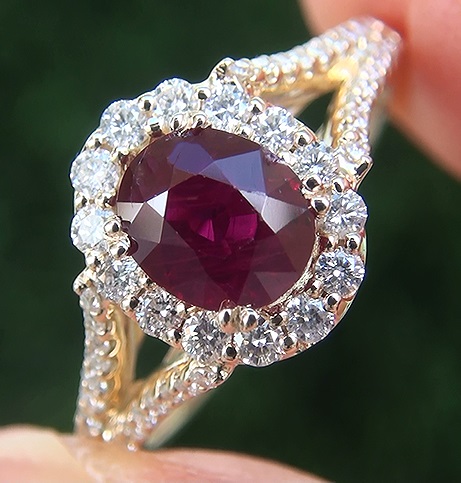 1.84 ct UNHEATED Natural VS Red Ruby Diamond 14k Yellow Gold Cocktail Ring