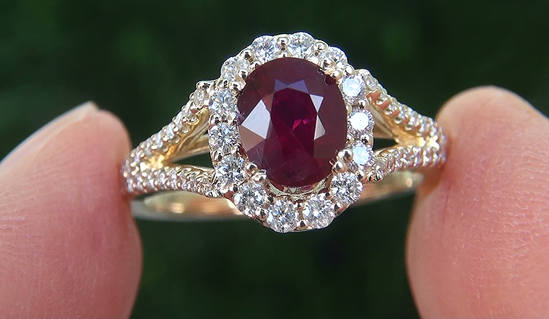 HGT 1.84 ct UNHEATED Natural VS Red Ruby Diamond 14k Yellow Gold Cocktail Ring