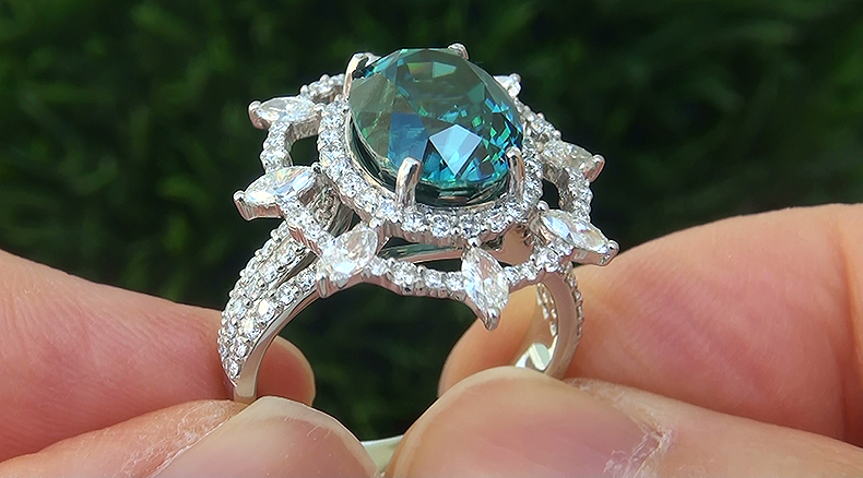 GIA 9.76 ct Natural VVS Blue Zircon Diamond PLATINUM Cocktail Estate Ring