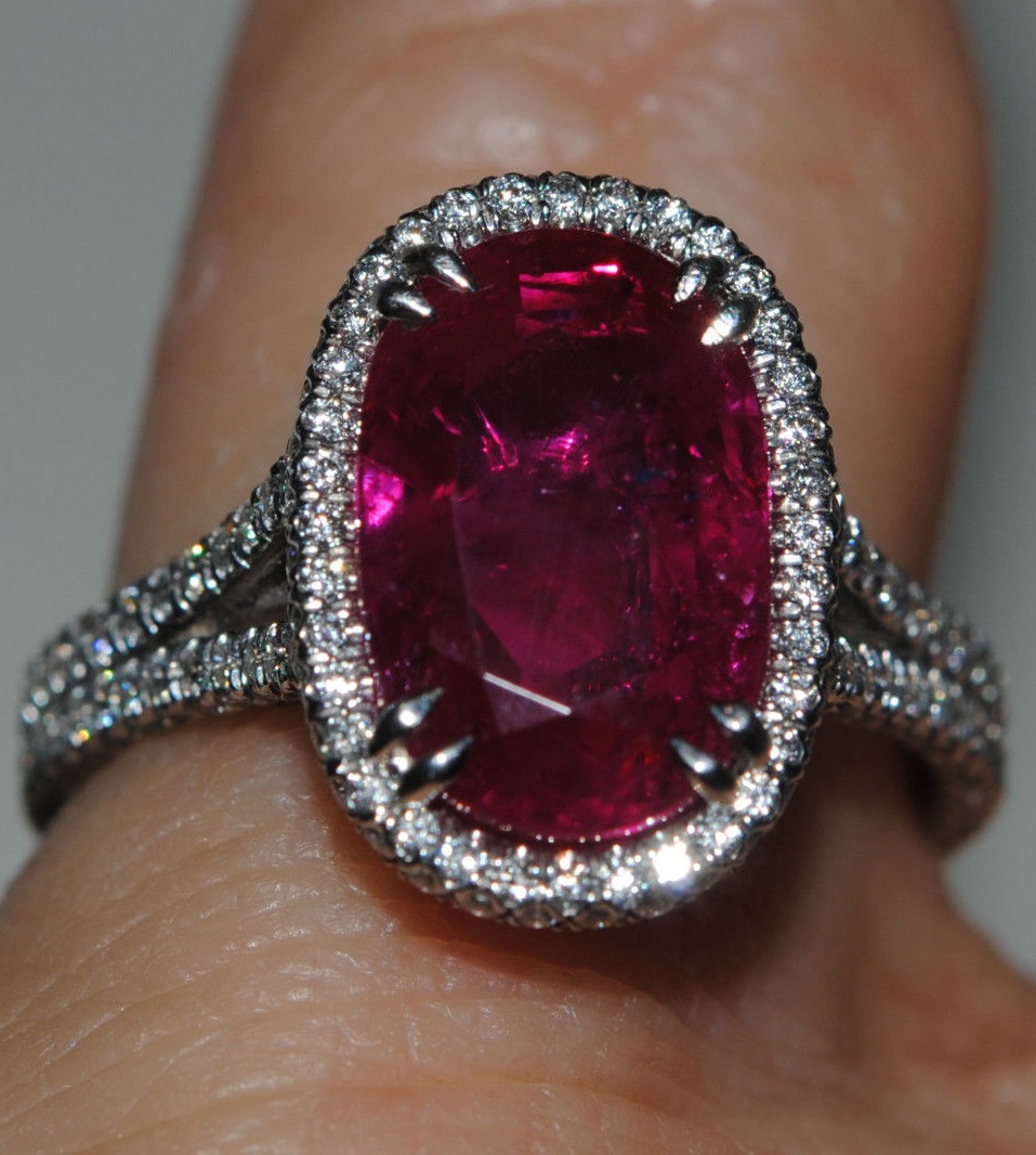 Gorgeous Ruby and Diamond Platinum Ring
