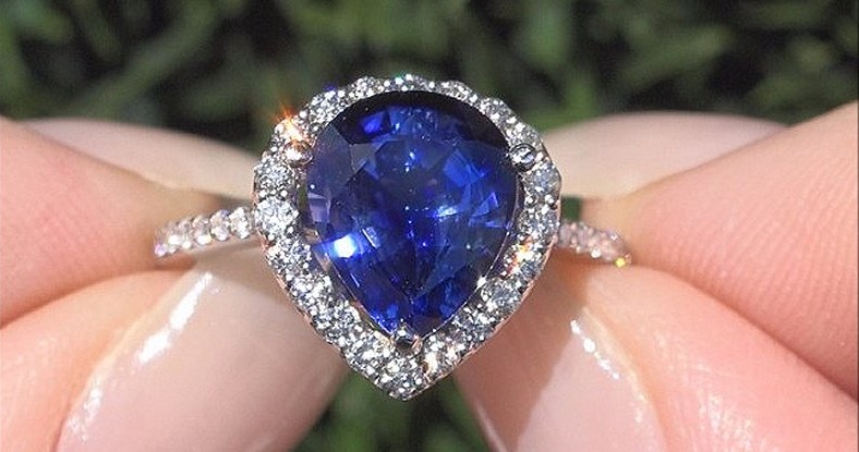 AIGS 4.33 ct UNHEATED Natural VVS Blue Sapphire Diamond 14k White Gold Ring 