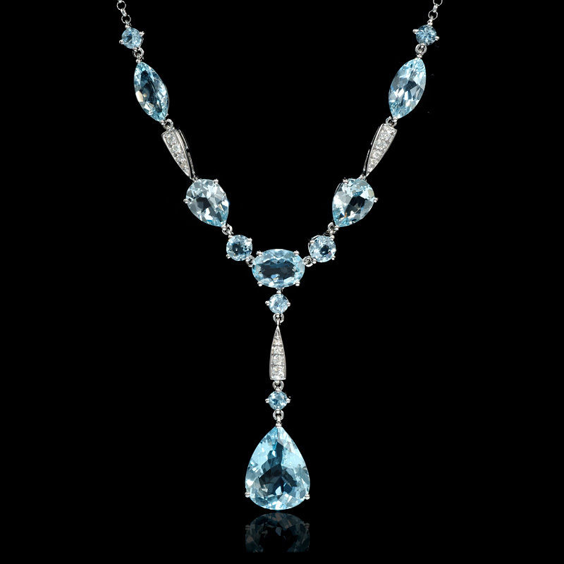 Diamond and Aquamarine 18k White Gold Pendant Necklace