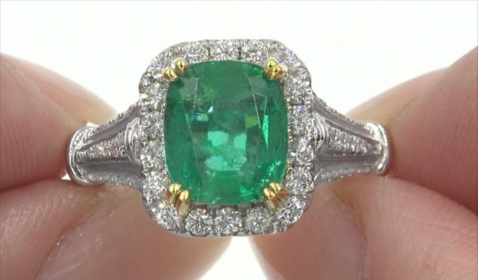 GIA Certified 4.01 ct Natural Green Emerald Diamond Solid Platinum Estate Ring