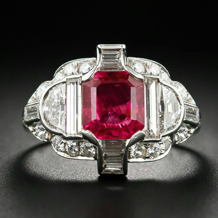 Exceptional Art Deco No-Heat Burma Ruby, Platinum and Diamond Ring
