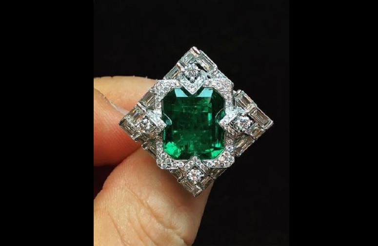 8.08 carat Chivor Colombian emerald ring