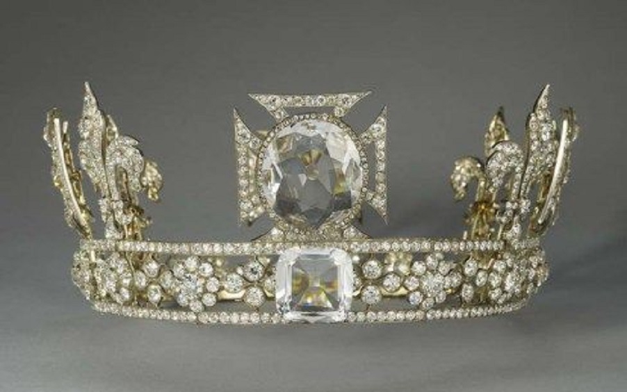 The Crown of Queen Mary 