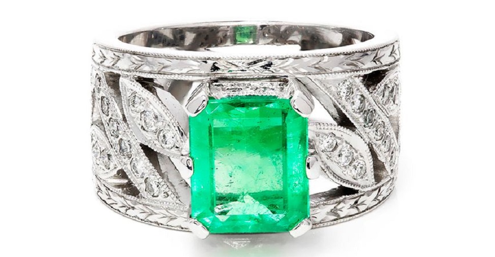 Colombian Emerald Cocktail Ring with Diamonds in 14kt White Gold 2.50ctw Milgrain
