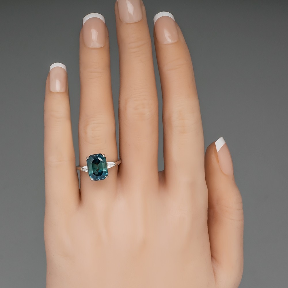 A Gorgeous 5.9 Ct No Heat Color Change Montana Sapphire Ring Blue to Green